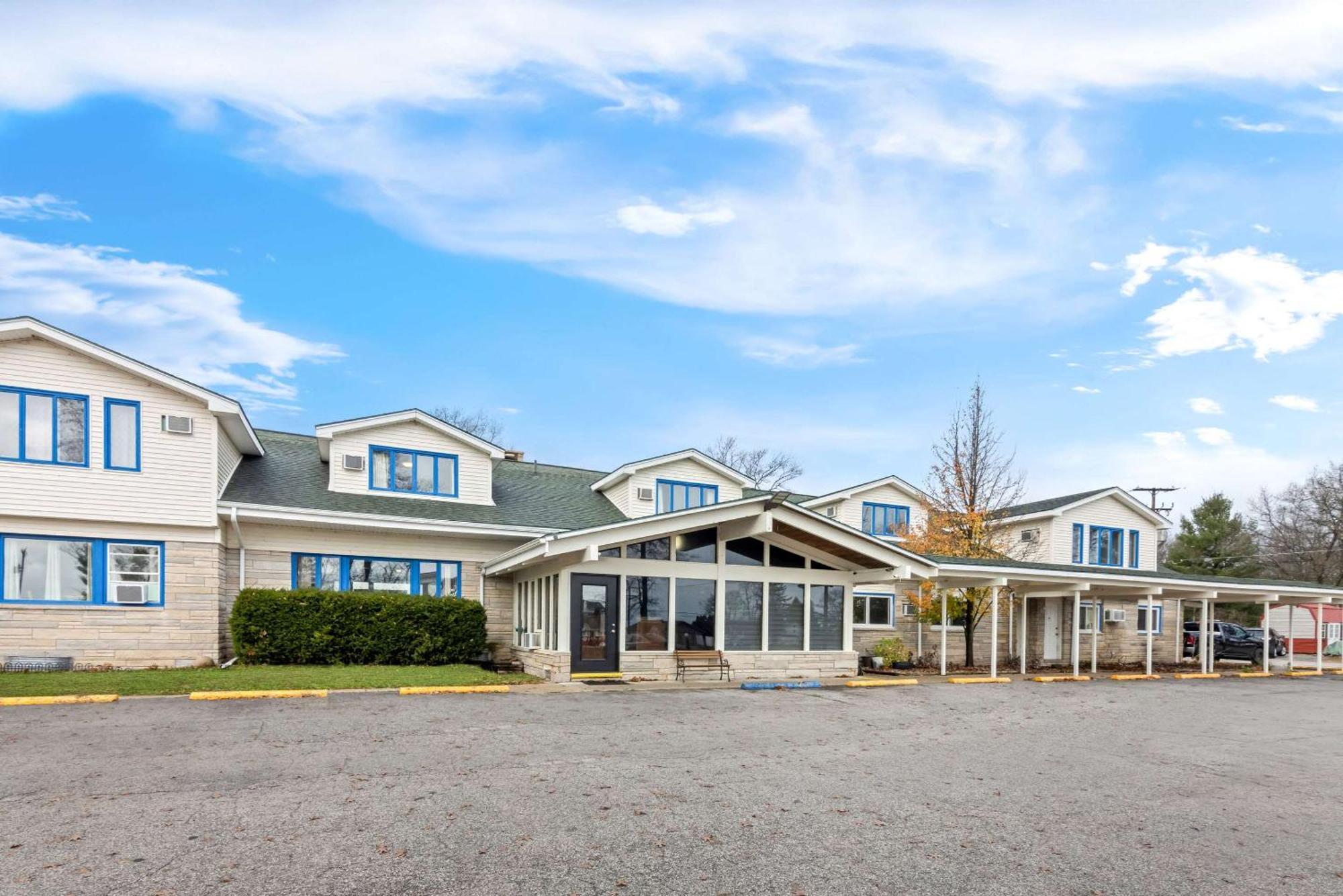 Rodeway Inn Formerly Camp Inn Lodge Oscoda Εξωτερικό φωτογραφία